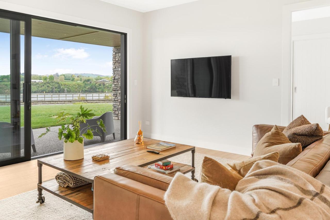 Lakeside Karapiro Downstairs Apartment 坎布里奇 外观 照片
