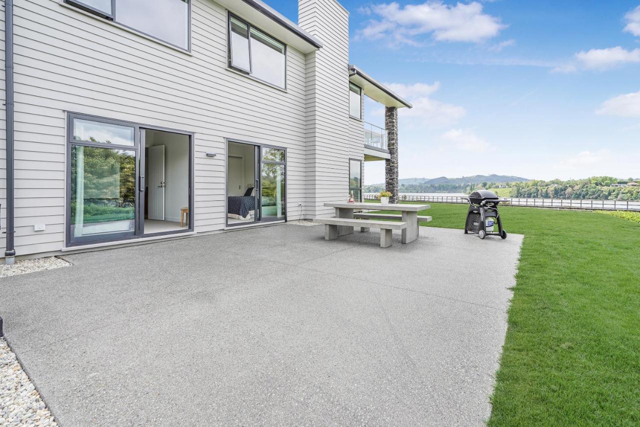 Lakeside Karapiro Downstairs Apartment 坎布里奇 外观 照片
